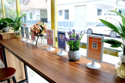 茜坑社区党建微服务 以房屋信息咨询为支点，打通服务群众“最后一公里”